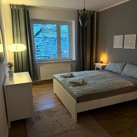 Appartement "Johanna" Mit 3 Schlafzimmern Weißenfels Exterior foto